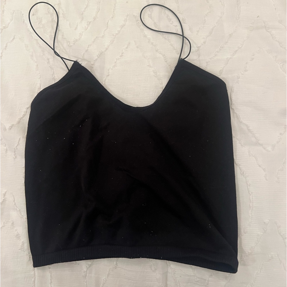 Black and white crop tops.